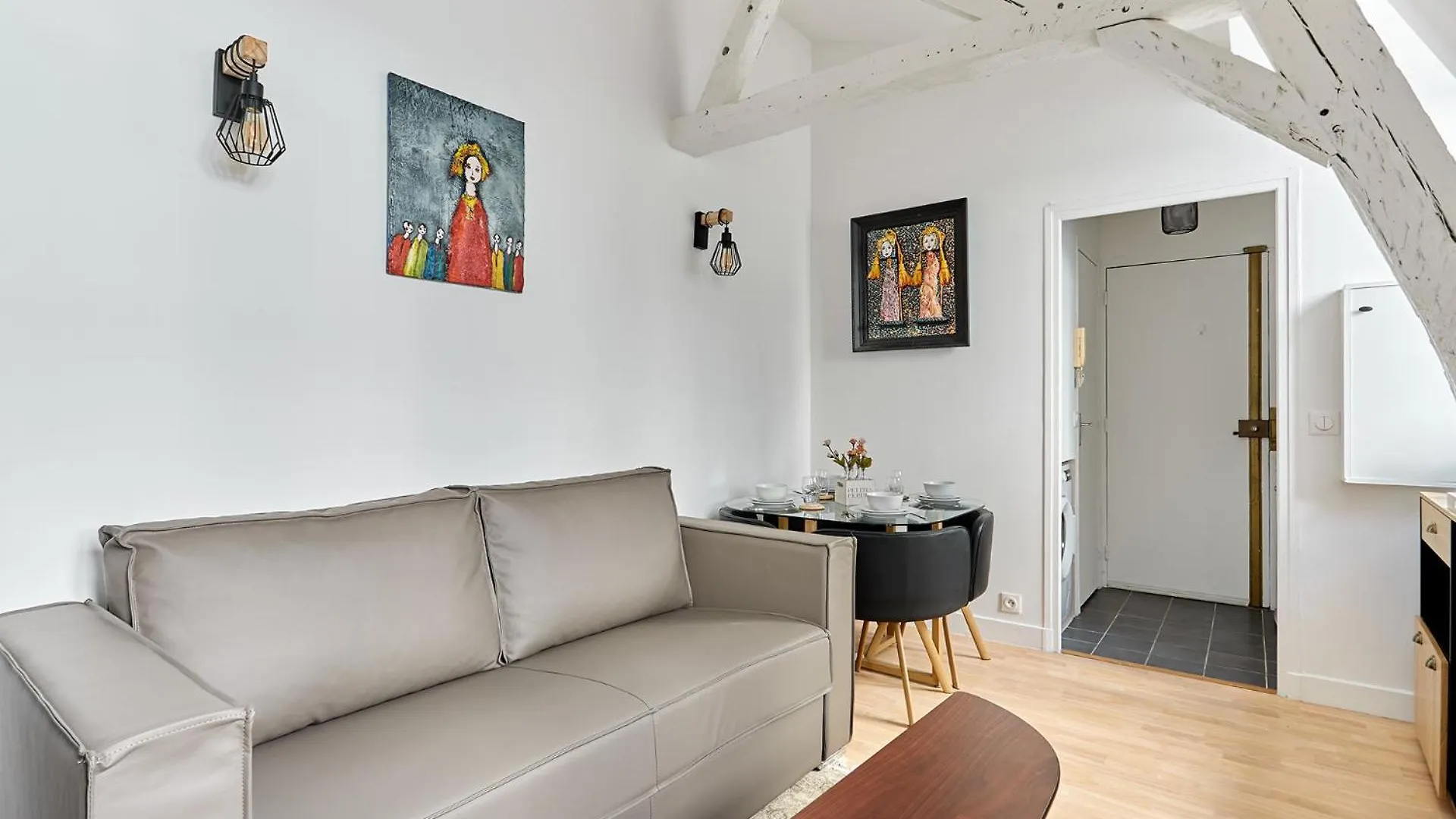 Charming 1 Bedroom Flat Coeur Du Marais By Studio Prestige 파리 프랑스
